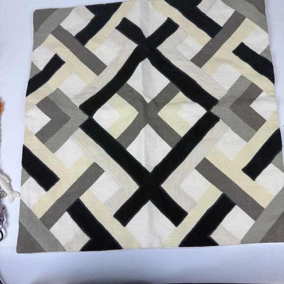 Williams-Sonoma Throw Pillow Cover Linen Velvet Applique Beige Geometric set of - Picture 2 of 6